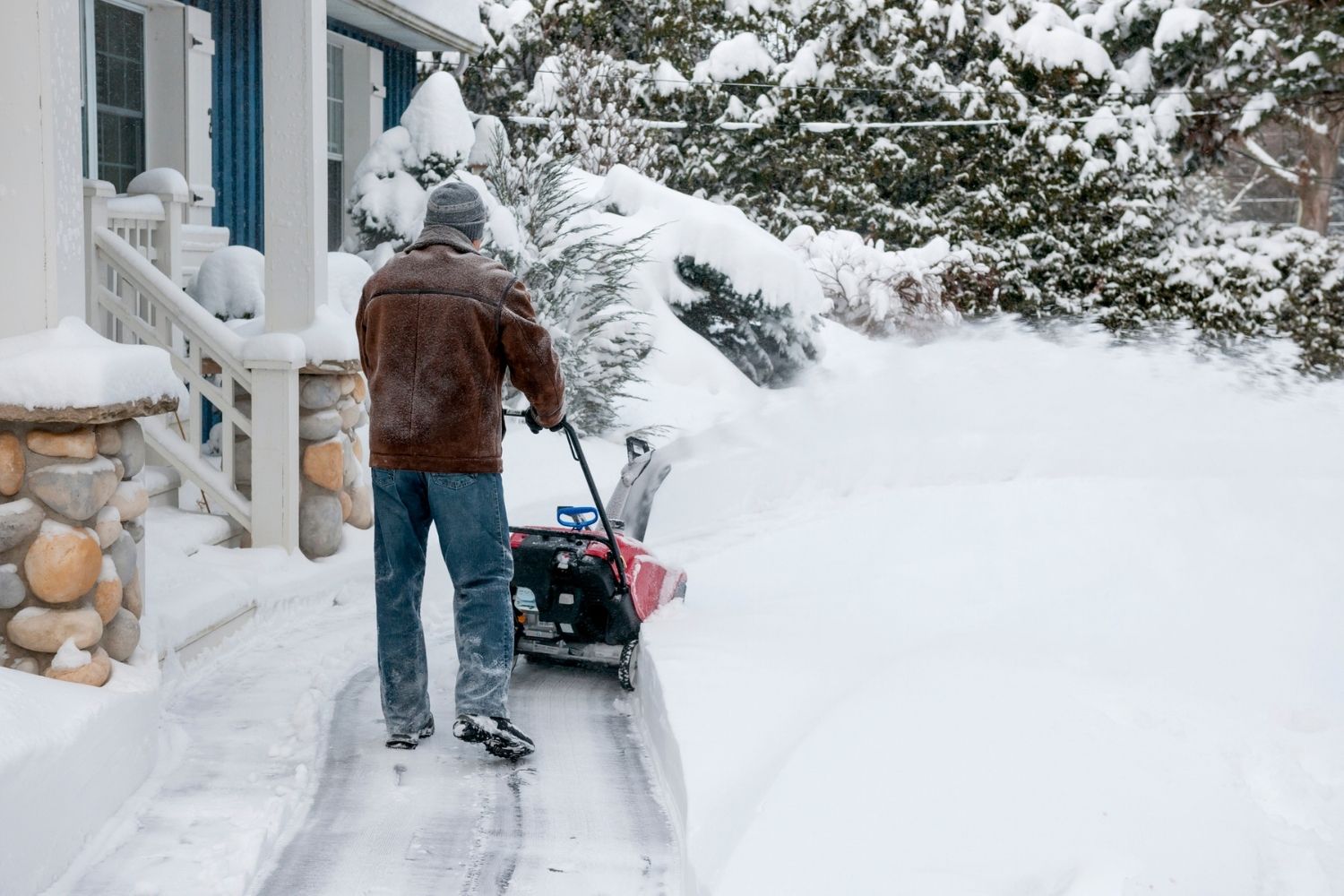 Les meilleures huiles pour souffleuses à neige, testées-1