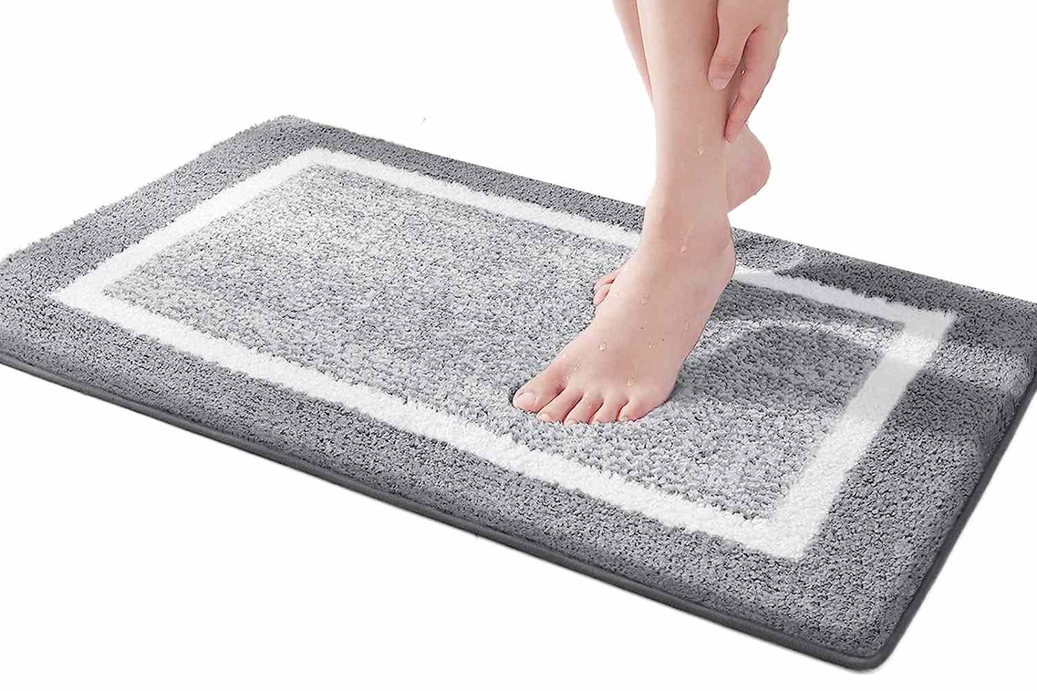 Nous n'arrivons pas à croire que ce tapis de bain en mousse à mémoire de forme ne coûte que $10 pour le moment-5