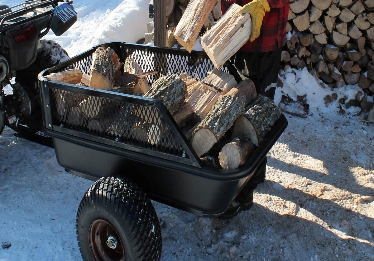 Les meilleurs chariots à benne basculante pour tracteurs à gazon