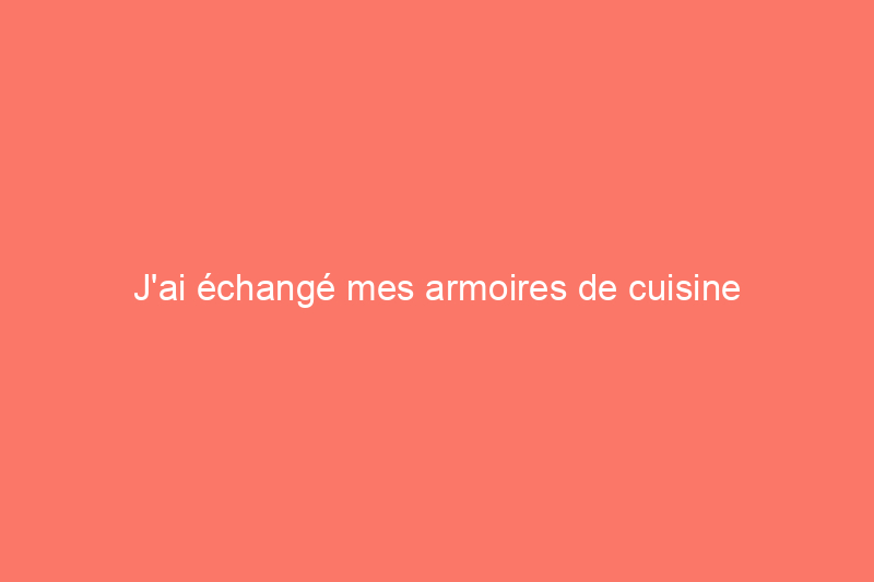 J'ai échangé mes armoires de cuisine supérieures contre des étagères ouvertes : voici ce que j'en pense aujourd'hui