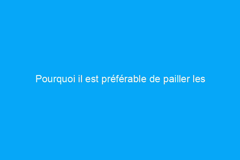 Pourquoi il est préférable de pailler les feuilles plutôt que de les ratisser