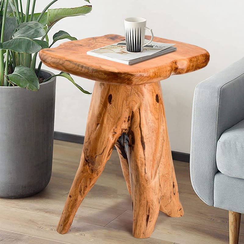 Table d'appoint en forme de champignon