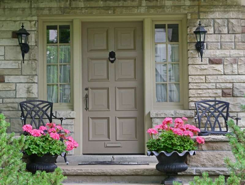 Décoration de la porte d'entrée