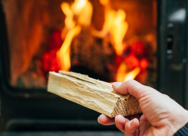 poêle à granulés vs poêle à bois