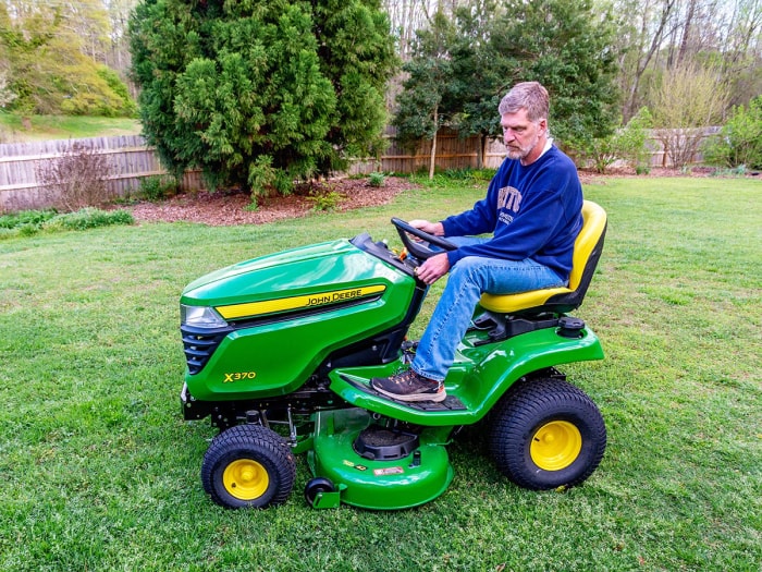 Les meilleures options de tracteurs à gazon John Deere