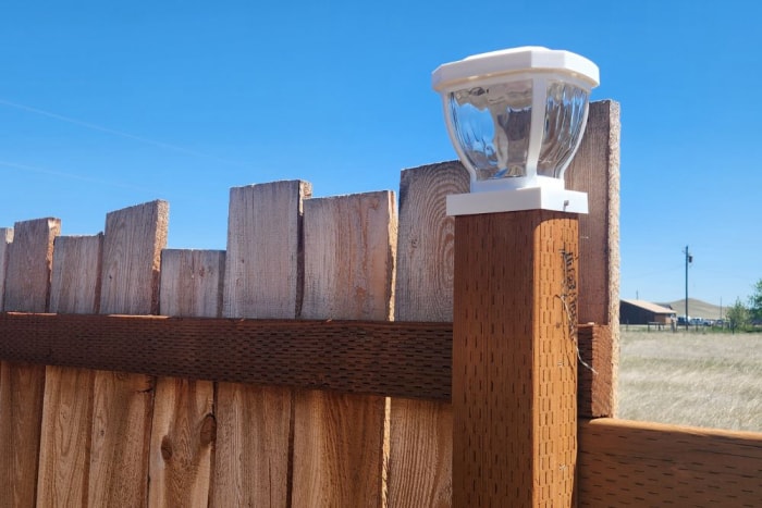 Les meilleures lampes solaires pour chapeaux de poteaux