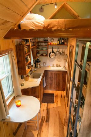 Tiny Home Living - Lit à baldaquin