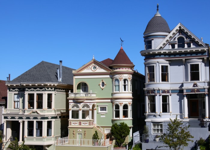 vieilles maisons - trois maisons victoriennes