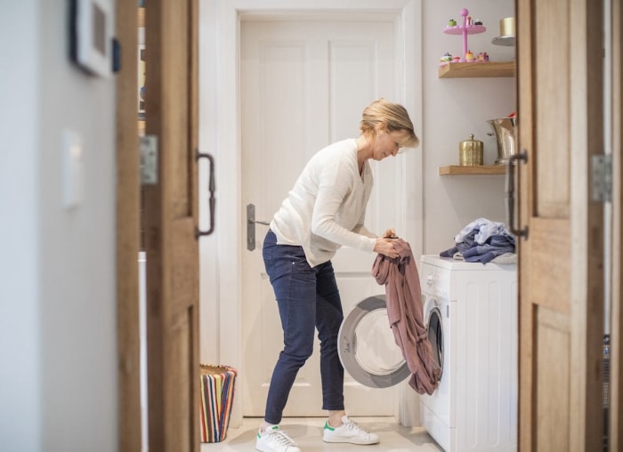 7 signes indiquant que votre maison a besoin d'un adoucisseur d'eau