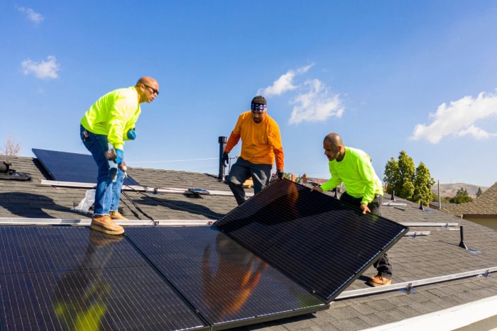 Avantages et coûts des panneaux solaires