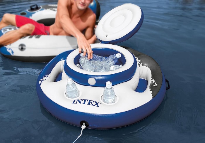 Les meilleurs accessoires de piscine Option Intex Mega Chill Glacière flottante gonflable