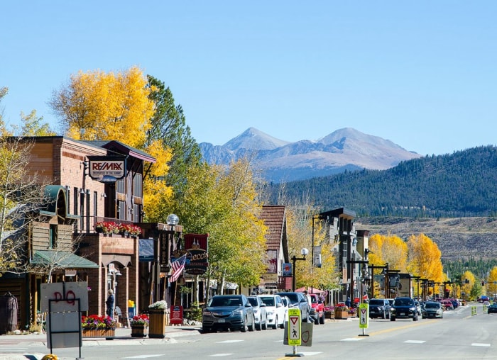 20 villes de montagne incontournables à travers l'Amérique