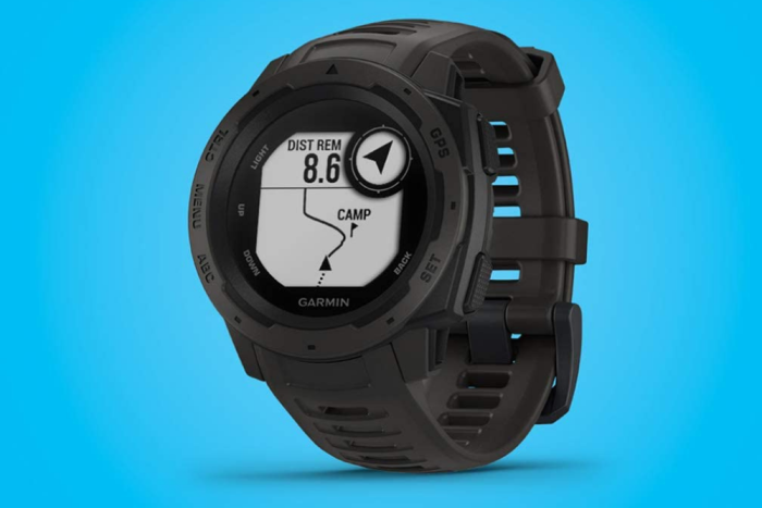 Tour d'horizon des offres 25/10 Option : Montre d'extérieur Garmin Instinct avec GPS