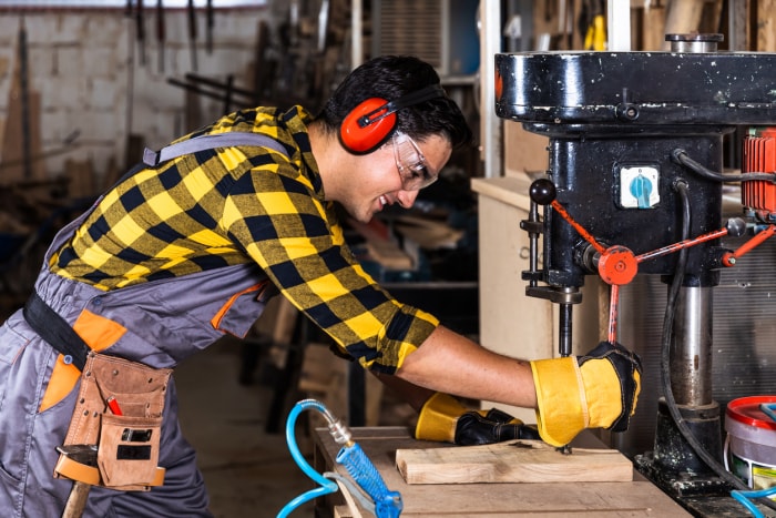 Conception de l'aménagement de l'atelier de menuiserie - Outils stationnaires