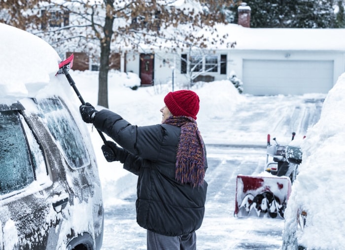 8 astuces astucieuses pour pelleter la neige