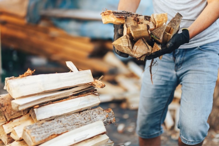 Comment empiler du bois de chauffage