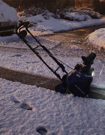 Test de la souffleuse à neige Snow Joe