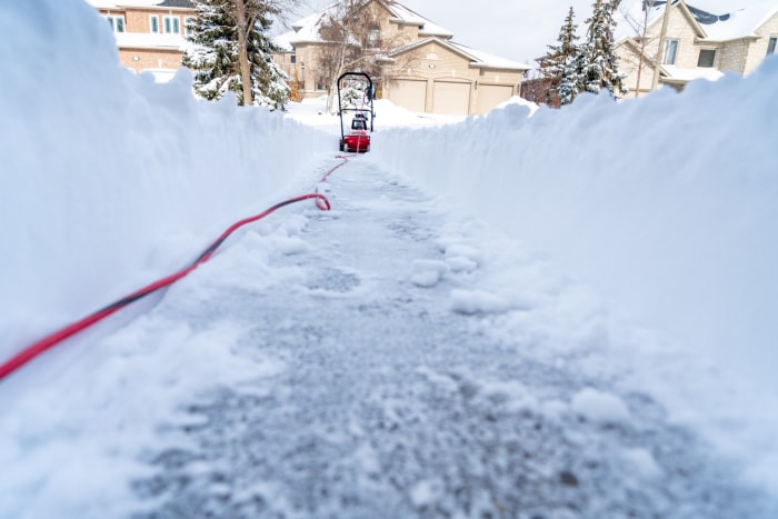 souffleuse à neige à un étage ou à deux étages