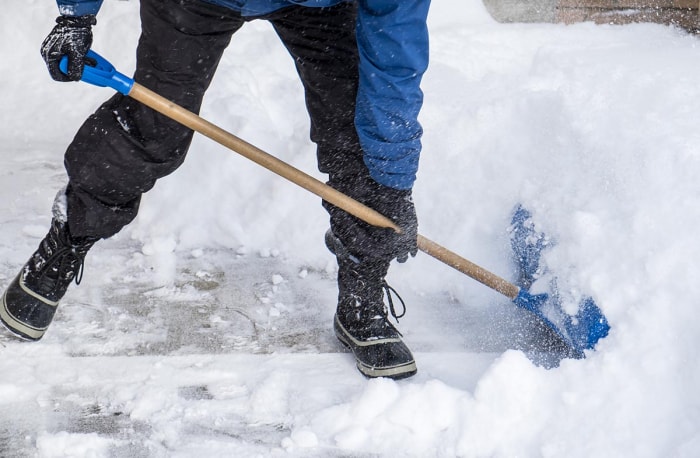 Faire soi-même ou faire appel à un service professionnel pour le déneigement près de chez moi