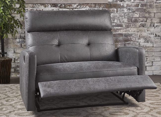 Fauteuil inclinable deux places GDF Studio Hana en gris.