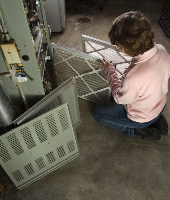 Pompe à chaleur ou fournaise : laquelle est la plus adaptée à votre maison ?