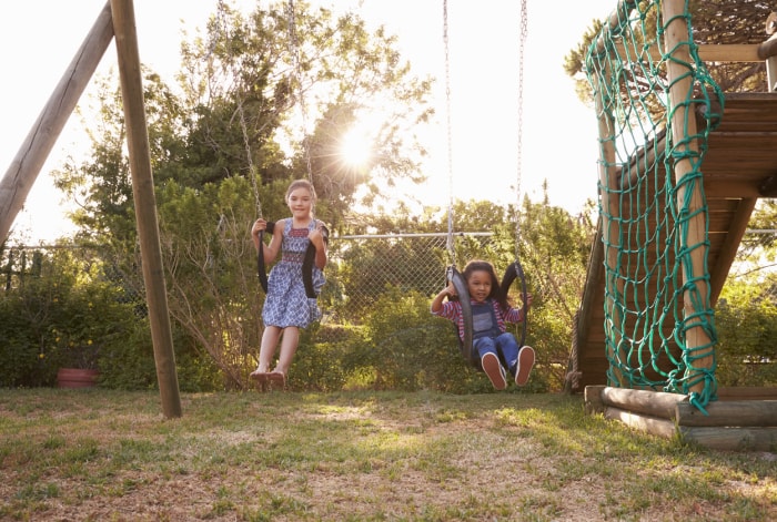 14 façons de sécuriser votre jardin pour les enfants