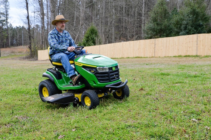 Essai du John Deere S130