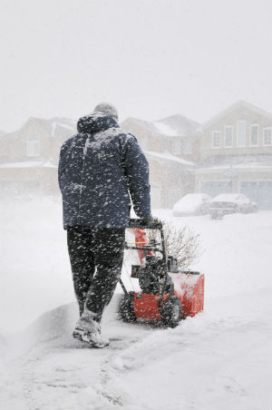 La souffleuse à neige ne démarre pas ? 6 conseils de dépannage à essayer