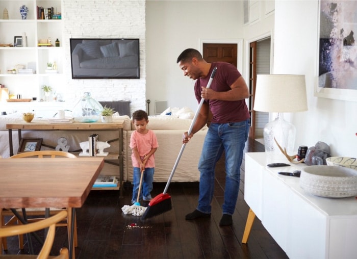 12 tâches à faire à la maison au lieu d'aller à la salle de sport