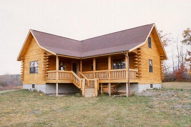 Cabane en rondins de bois artisanale Keuka