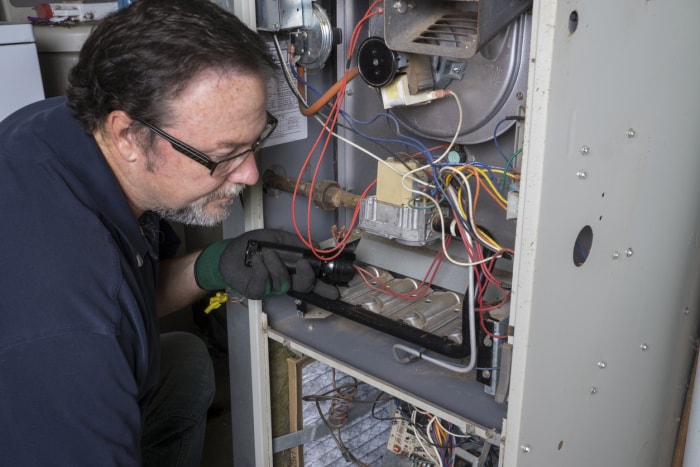 remplacer le moteur du ventilateur ou acheter une nouvelle chaudière