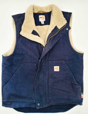 Le devant de la veste Carhartt Flame-Resistant Sherpa-Lined Vest