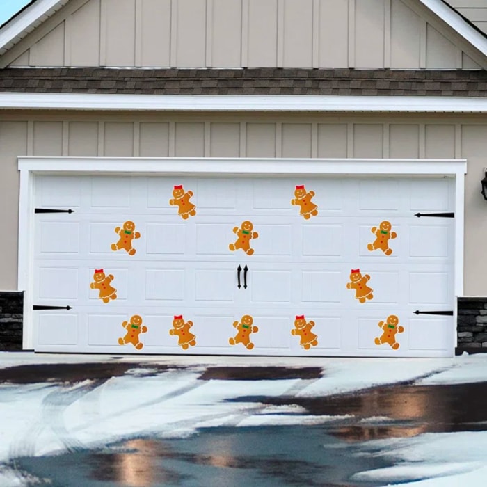 La meilleure option de décoration de Noël pour porte de garage : ensemble de 12 peintures murales en pain d'épice pour porte de garage The Holiday Aisle