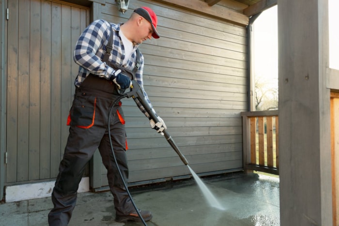 Coût du lavage à pression d'une terrasse