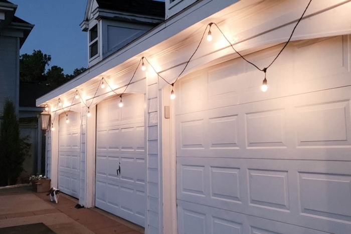 La meilleure option de guirlande lumineuse extérieure pour éclairer un garage