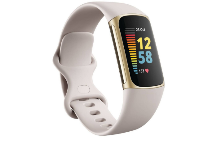 Tour d'horizon des offres 12:8 Option : tracker d'activité Fitbit Charge 5