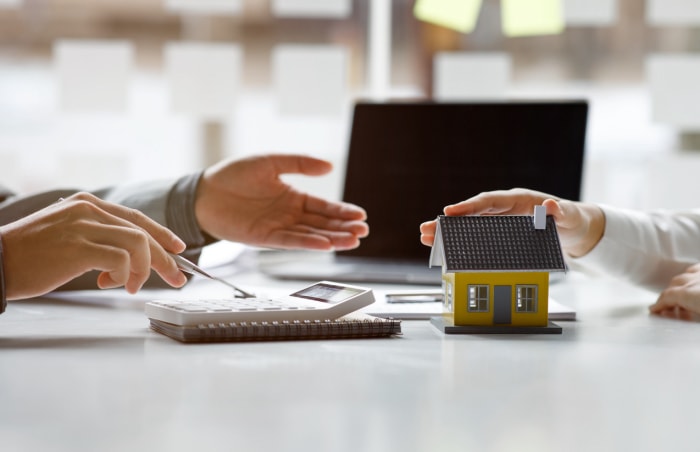 iStock-1393059175 sur améliorer la maison vendre la maison