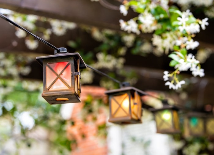 13 belles façons de décorer une pergola dans votre jardin