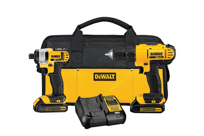 Option Offres Cyber Monday Amazon Kit combiné de perceuses sans fil DEWALT, 2 outils