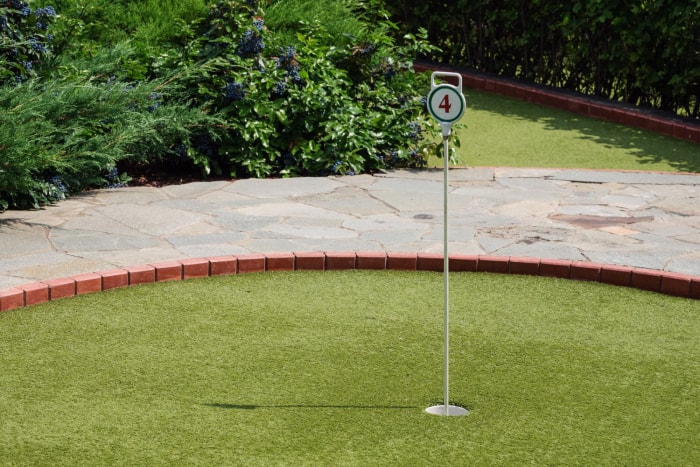 Combien coûte un putting green dans votre jardin ?