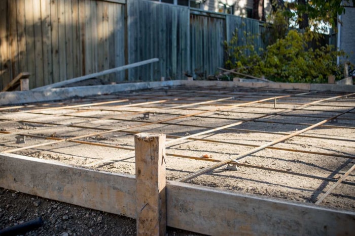 Construire les fondations d'un cabanon : choisir un type de fondation