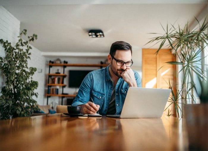 15 pensées que chaque propriétaire a eues au moins une fois