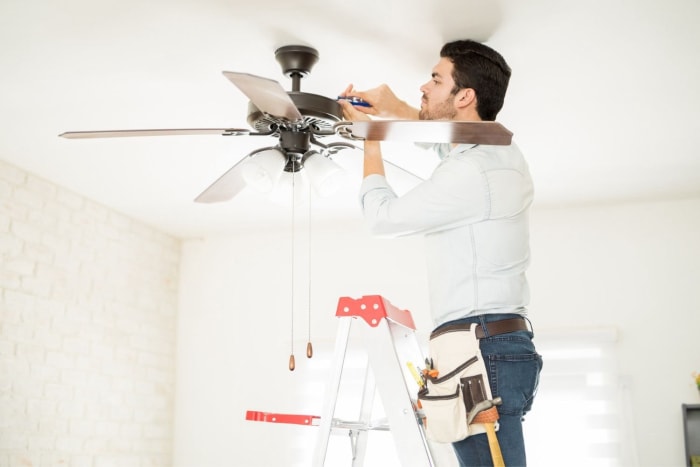 Direction du ventilateur de plafond