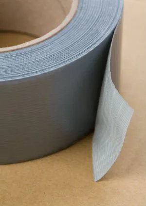 Comment retirer une vis cassée - Duct Tape