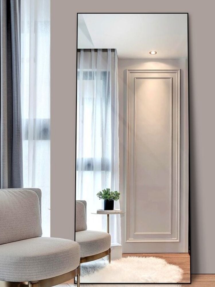 10 façons de décorer avec des miroirs de sol qui sont tout à fait tendance