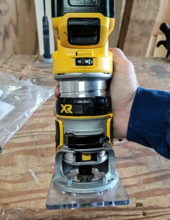 Test de la défonceuse compacte DeWalt