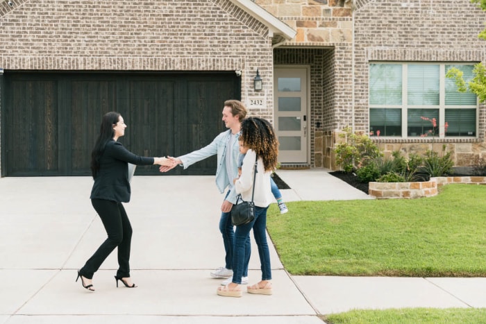 Comment retourner des maisons sans argent