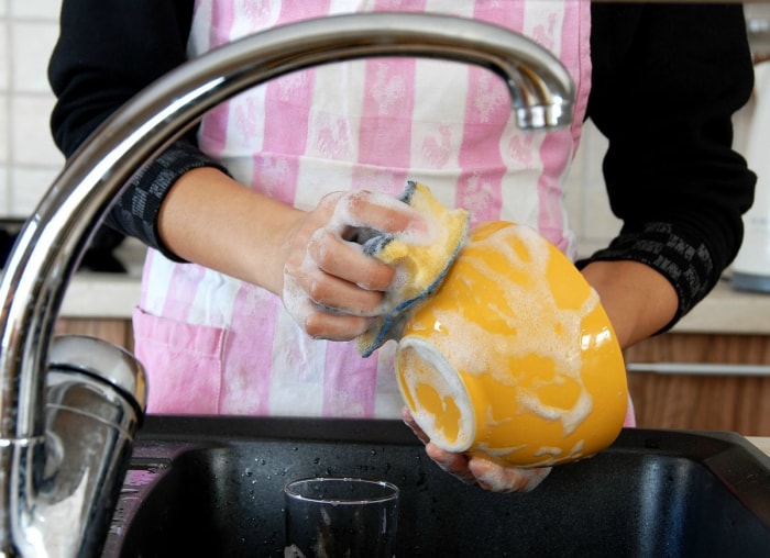 10 remèdes instantanés contre toutes les odeurs de cuisine