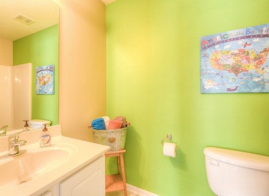 8 nouveaux designs pour les salles de bains des enfants