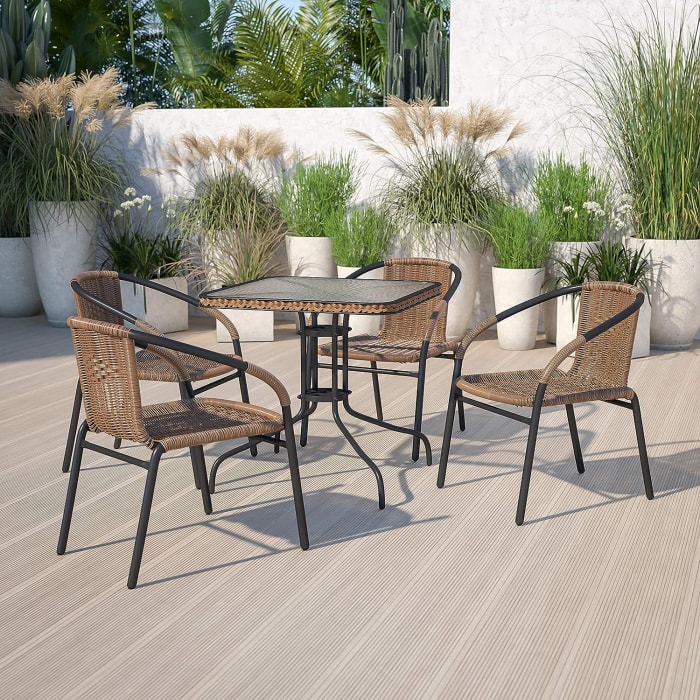 Meilleure option de mobilier de jardin extérieur bon marché : ensemble de chaises en rotin et osier Emma + Oliver Patio